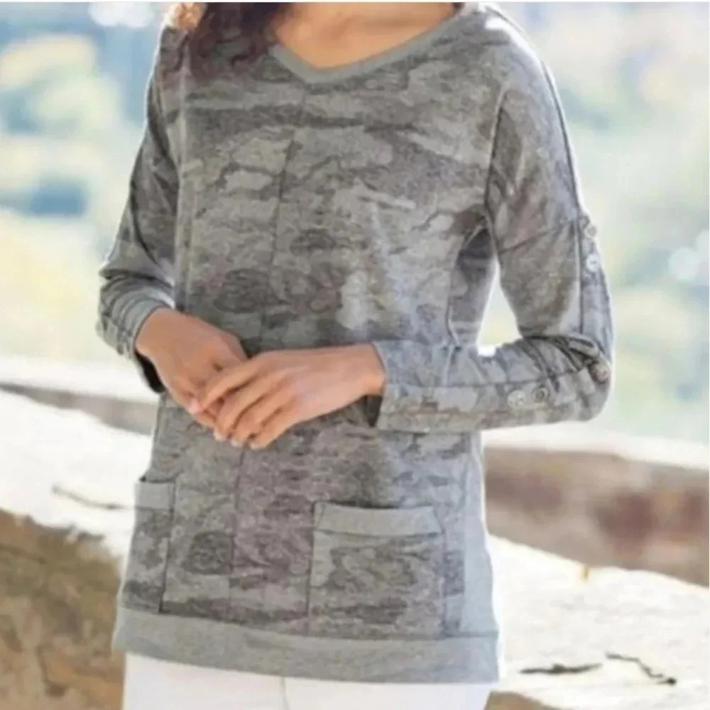 Soft Surroundings Piper Camo Button Sweater w/pockets NWT Size Small Casual